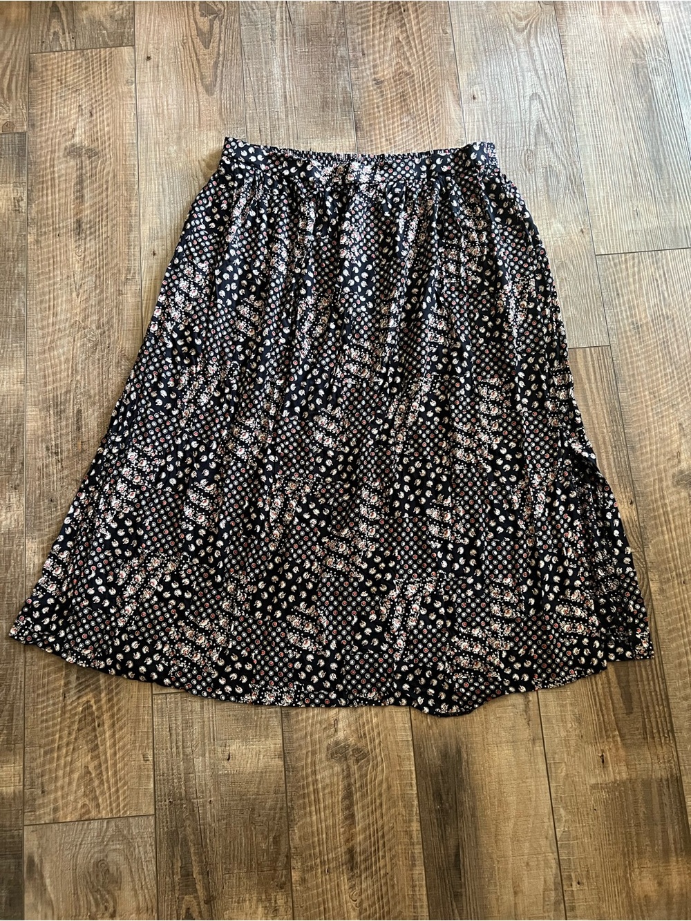 Orvis Indie Vintage Black Midi Skirt with Pink Floral Dots - Picture 1 of 8